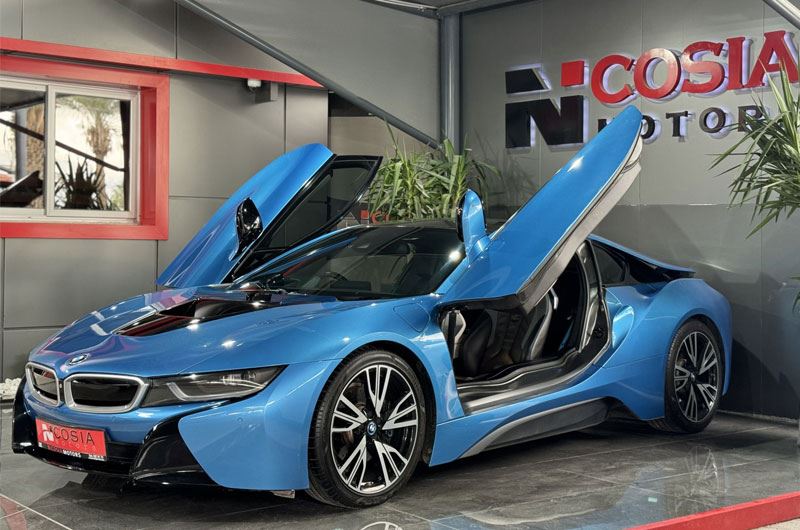 BMW i8 Coupe